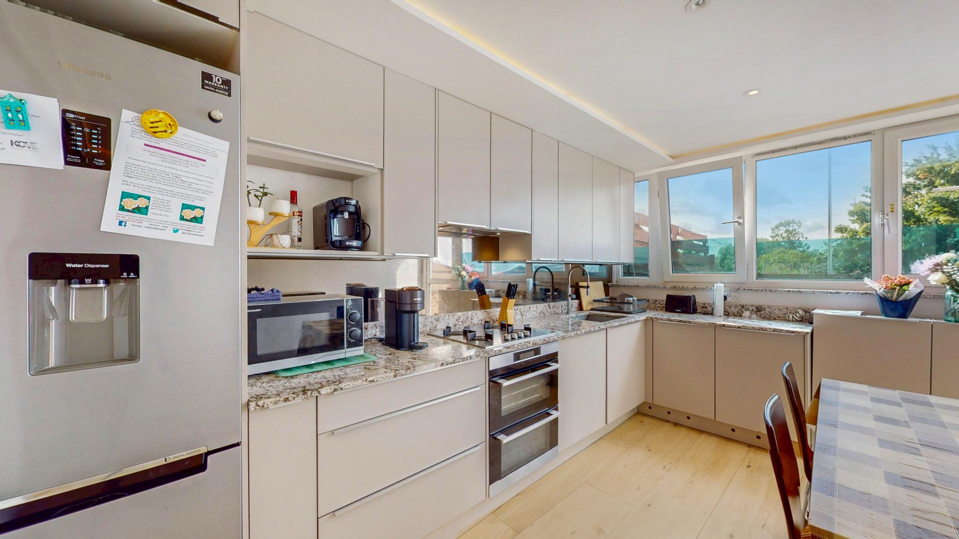 			3 Bedroom, 1 bath, 1 reception Flat			 Netherwood Street, West Hampstead (Inclusive of Gas)